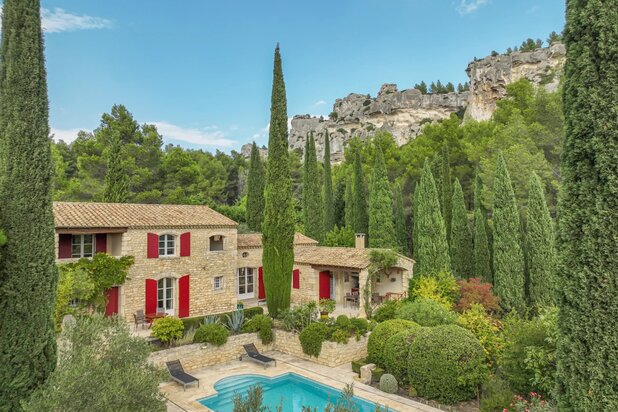 Magnificent Stone House in Les Baux-de-Provence