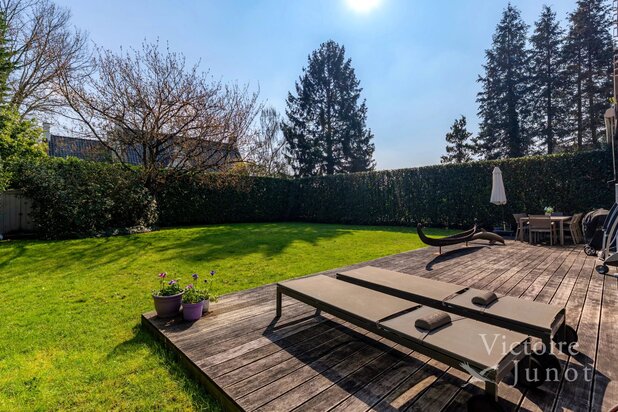 Sterrenwacht – Prachtige villa met zuidgerichte tuin