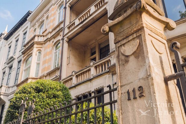 Avenue Molière: Prestige eigendom met 3 slaapkamers