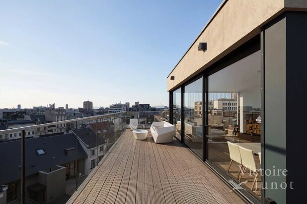 Ixelles – Exceptional penthouse with panoramic terraces