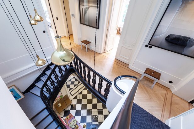 Quartier Molière: maison de maître 3 façades avec jardin