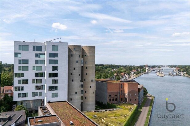 Wonen op een uitzonderlijke locatie met panoramisch uitzicht: exclusief appartement in de iconische Silo's