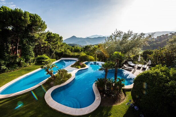 Klassieke schoonheid en comfort in een villa in de bergen van La Zagaleta, Benahavis