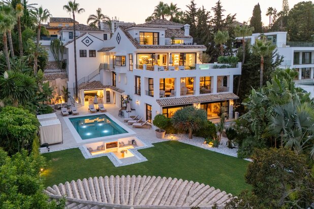 ChatGPT Plus  Villa in mediterrane stijl in het hart van Nueva Andalucía, Marbella.