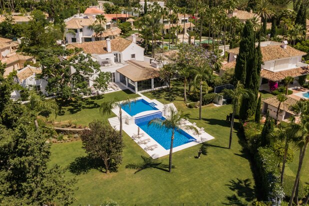 Een verfijnde toevlucht in de Golfvallei van Marbella, La Cerquilla, Nueva Andalucía