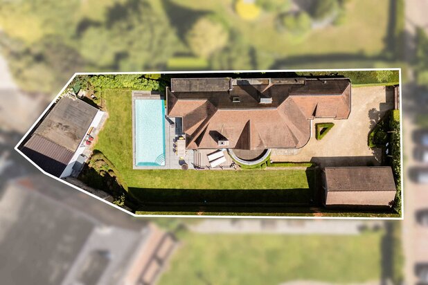 Unique architectural gem with swimming pool!