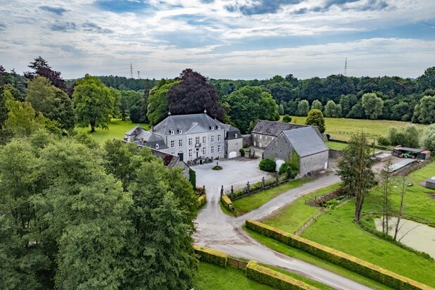 Ciney area, castel set in 10 hectares