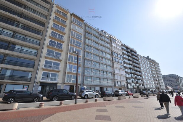 Renovated flat with panoramic sea views on the Zeedijk in Knokke-Duinbergen