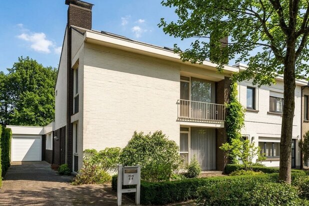 IN OPTIE !! Lichtrijke en instapklare HOB met ruimte om verder te groeien? Ontdek deze oerdegelijke lichtrijke woning tussen Vriesdonk en het centrum van Brasschaat !
