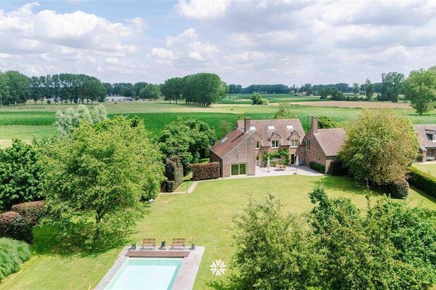 Uniek domein op 2ha met rust en privacy