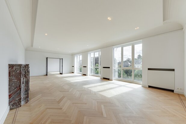 Montgomery – Luxury flat – 4 bedrooms – 2 studies – garage