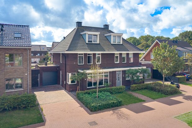 Villa te koop in ALKMAAR met referentie 19812826804