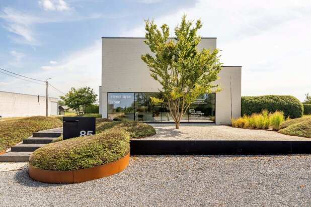 TIJDLOZE VILLA MET LUXUEUZE AFWERKING