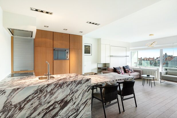 Luxueus éénslaapkamer appartement op toplocatie te Zoute.