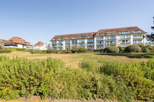 Tuinappartement aan de wandeldijk in het Zoute