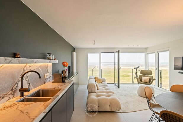 Luxe hoekappartement met weids zeezicht in Knokke-Heist