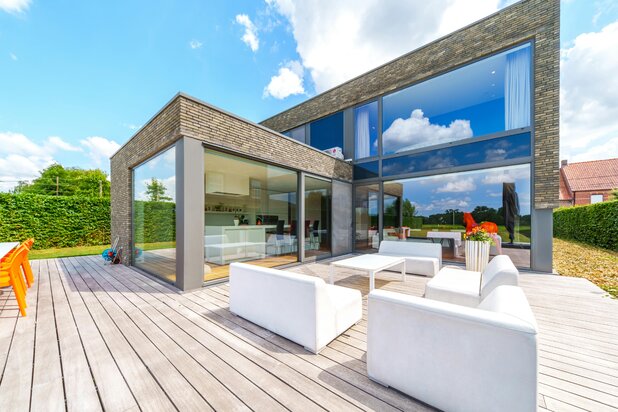 Villa architecturale unique à Oostrozebeke