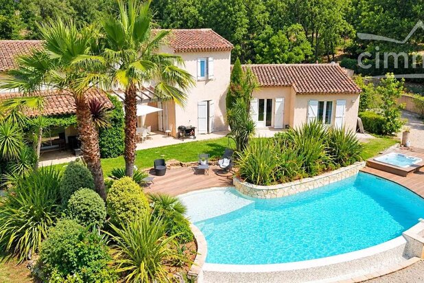 Superbe maison de 9 pièces à Draguignan