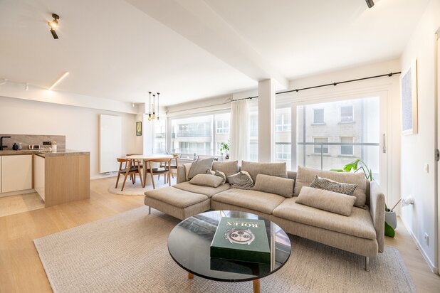 Appartement 2 chambres rénové avec goût - idéalement situé