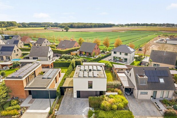 Recente en energiezuinige villa te Wingene