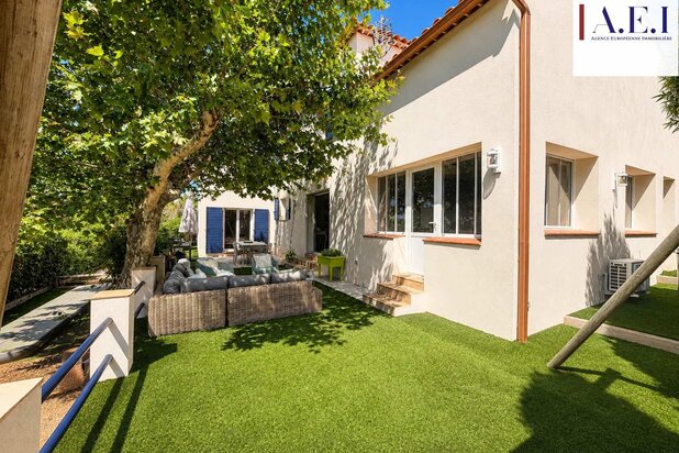 Six-Fours-les-Plages Propriété provençale de 273 m2 avec p