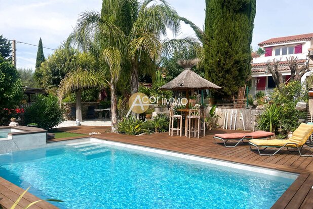 SANARY VILLA