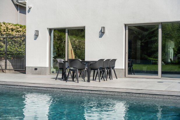 Energiezuinig gerenoveerde Villa, 5 slaapkamers in Dilbeek