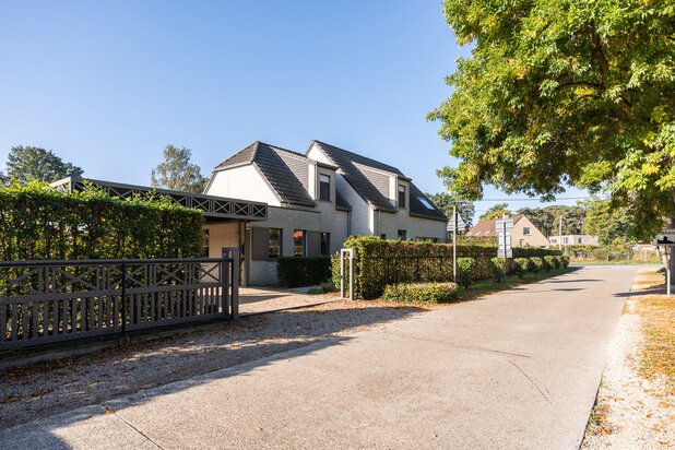 Exclusieve open bebouwing met zwembad te Bonheiden