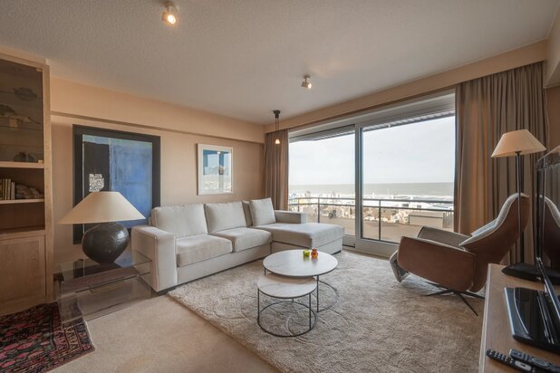 Te renoveren appartement gelegen op een fantastische locatie op de zeedijk.