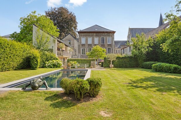 Villa Nieuwbosch in het hart van Onze-Lieve-Vrouw-Lombeek