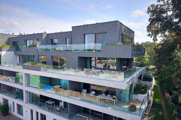 Exclusief appartement van ruim 310m² bewoonbare oppervlakte met 150 m² terrassen.