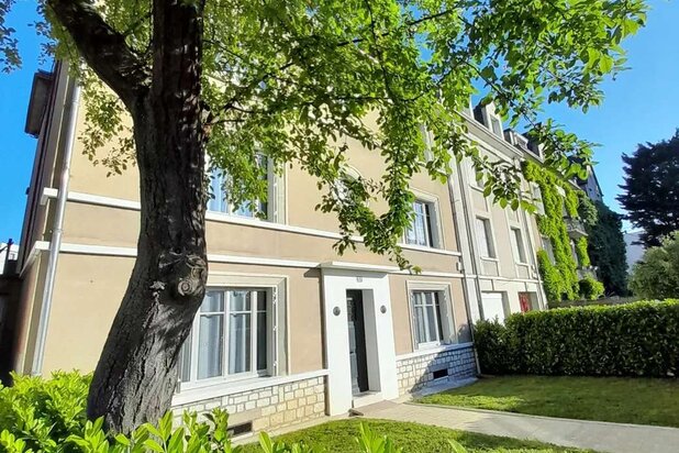 BLOIS GARE / CENTRE – IMMEUBLE DE RAPPORT – 4 LOGEMENTS + 100 M² À VALORISER – 726 000 €