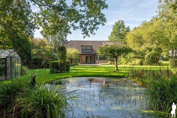 Royale villa op groen domein (4.708 m²) nabij het Zoerselbos