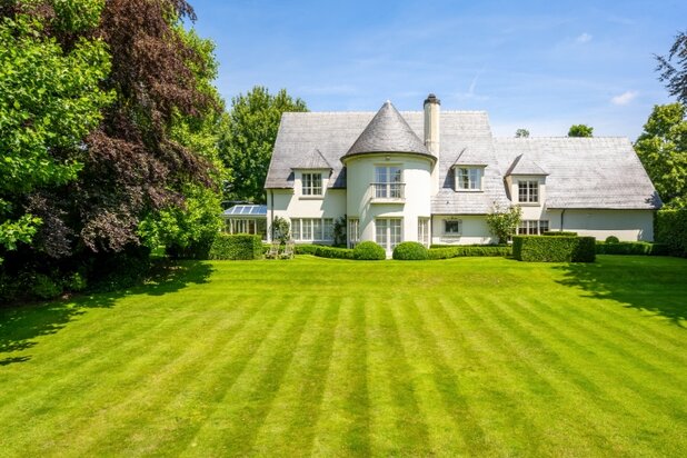 Exclusieve villa met zwembad, Leiezicht en maximale privacy in Deurle