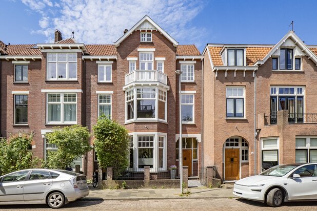Historical building for sale at Utrecht with reference 19112232960