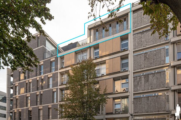 Brutalistisch icoon: penthouse met dubbel dakterras