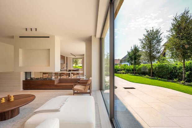 Luxury new-build villa on second line of Magere Schorre