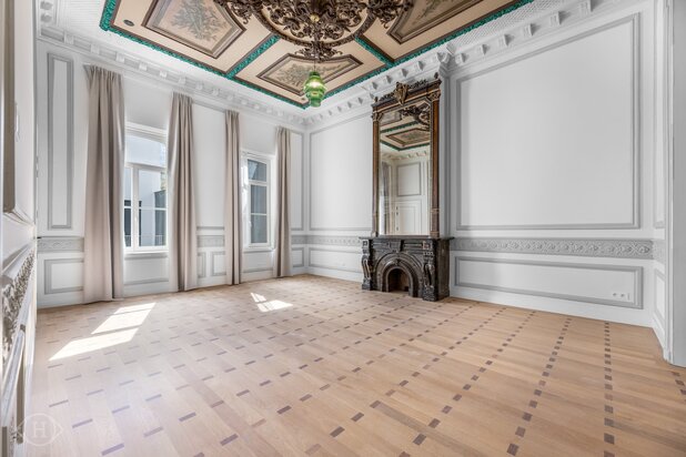Stijlvol historisch appartement op de Bondgenotenlaan