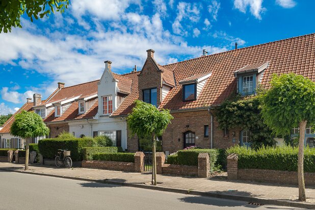 Renovated home in Old Knokke, shops & Groentenmarkt close by