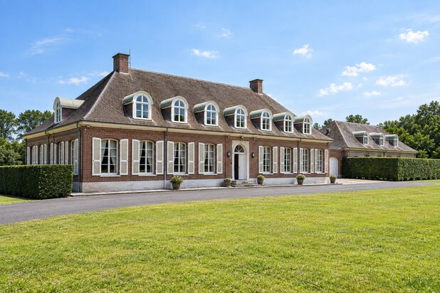 Mons - Villa rénovée sur près de 2 ha
