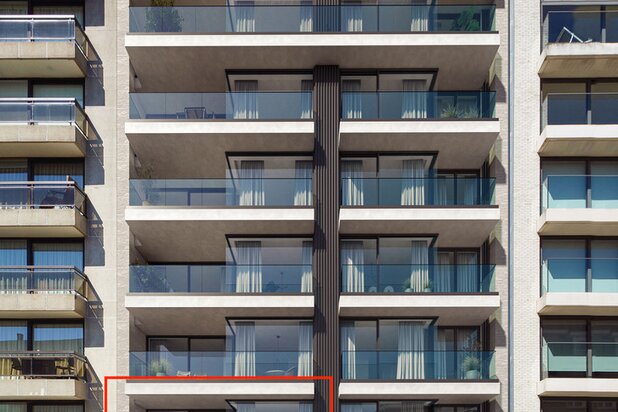 Nieuwbouwappartement met zuidgericht terras vlakbij het strand in Duinbergen