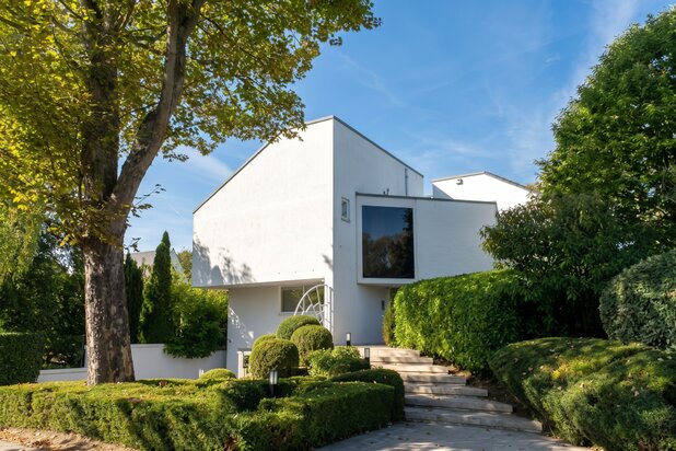Rhode-Saint-Genèse - Villa Marc Corbiau avec piscine rénovée