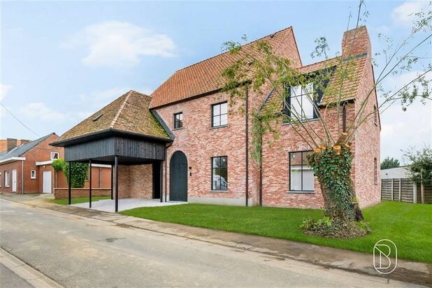 Klassevolle landelijke nieuwbouw villa met 4 slaapkamers!