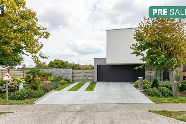 Exclusief huis te koop in Sint-Jan met zwembad