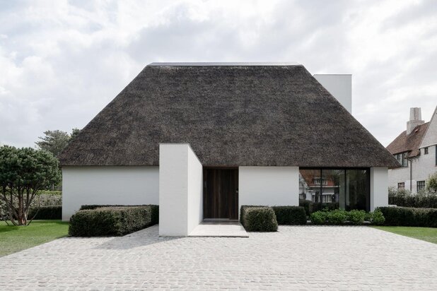 Exclusieve villa met hoogstaande afwerkingsgraad en aangename tuin met zwembad...