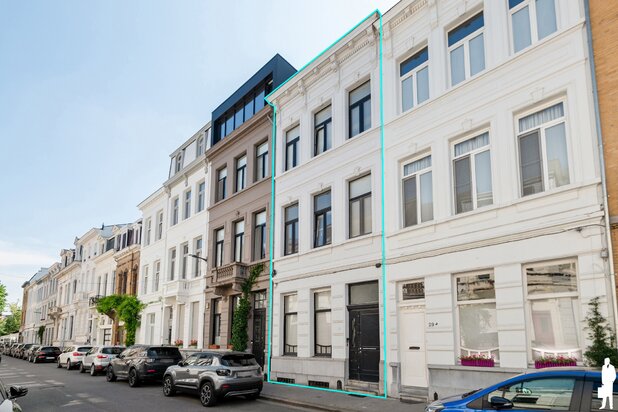 Ruime gezinswoning met karakter in het bruisende Zurenborg