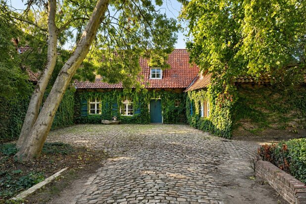 Karaktervolle hoeve op 6.700 m² met uitzonderlijk potentieel