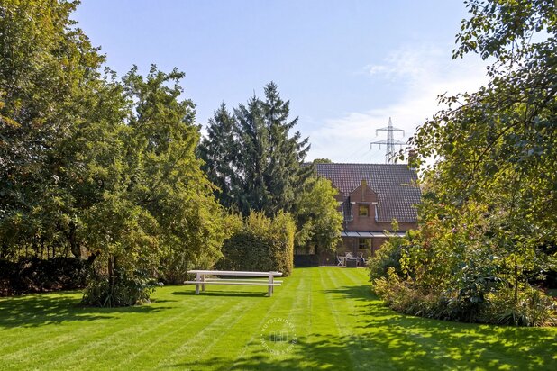 Unieke villa op 6000m² in een prachtige groene omgeving