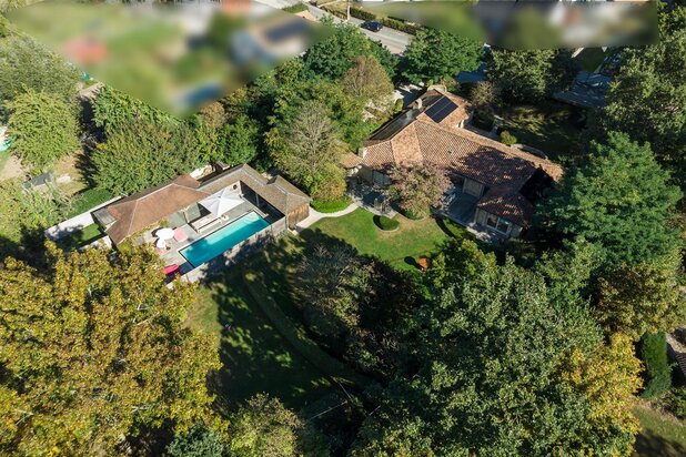 Exclusieve villa met privézwembad en groene vergezichten in Londerzeel