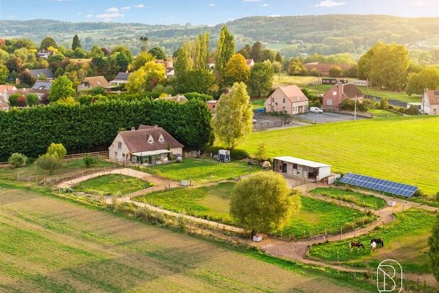 Landelijke villa op 7.248 m² met prachtig uitzicht!
